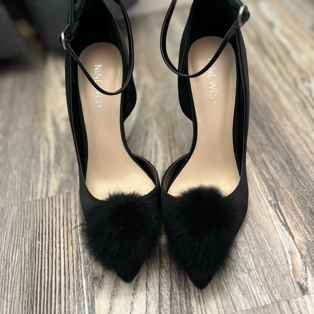 Nine West heel